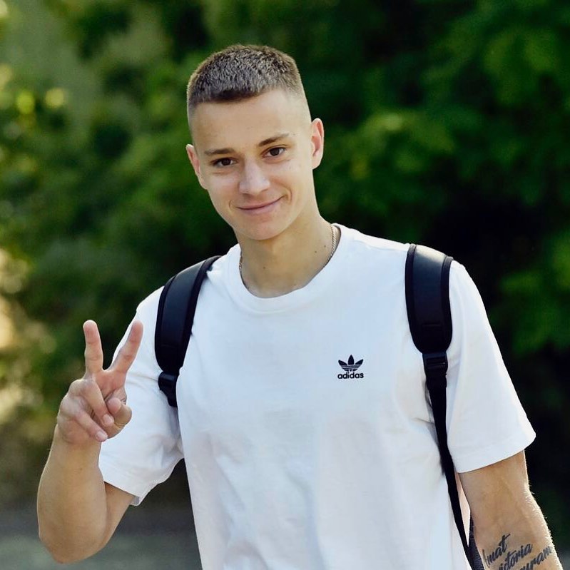 9 найгарячіших футболістів збірної України