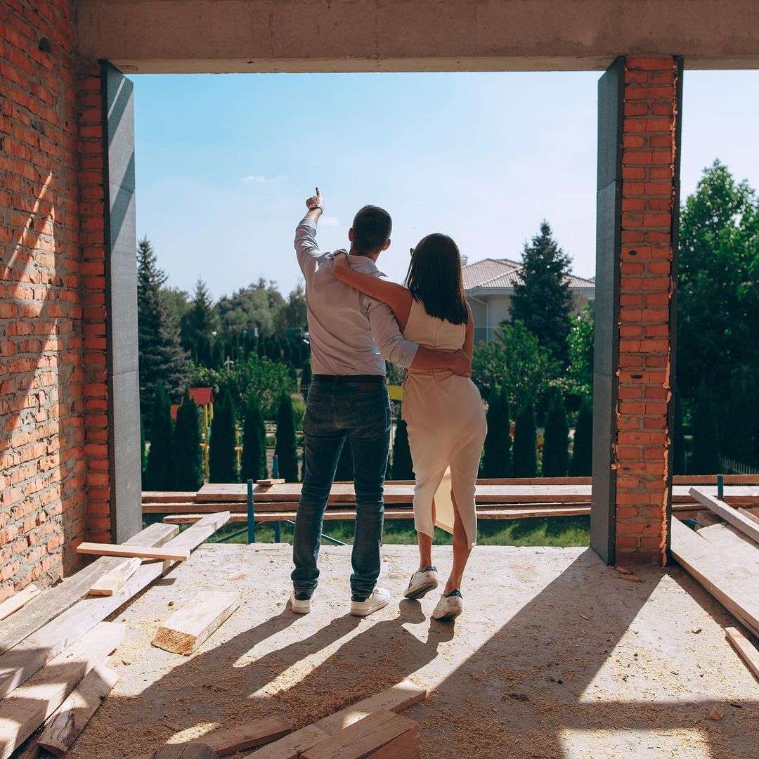 Остапчук строит под Киевом дом во французском стиле: первые фото