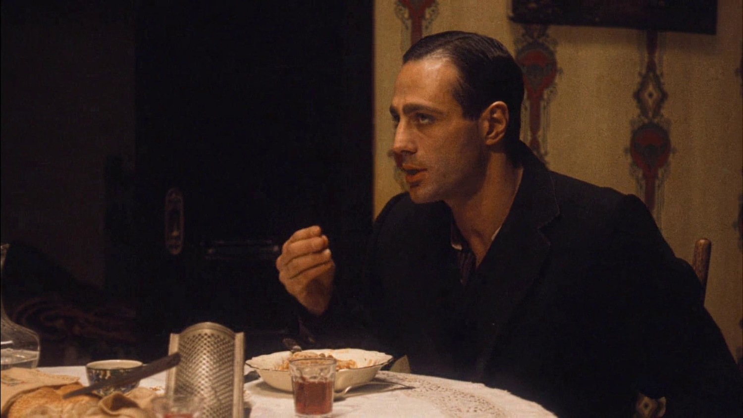 Умер звезда сериалов "Крестный отец" и "Клан сопрано"