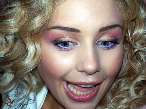 Час над нею не владний: Тіна Кароль на унікальних фото 15-річної давності