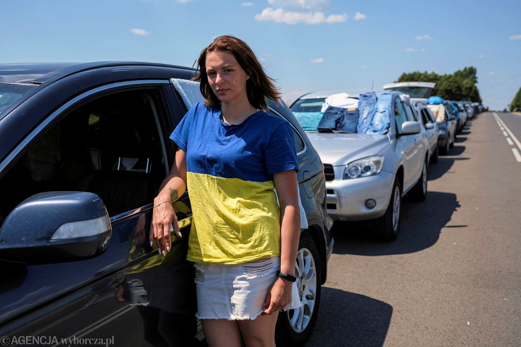 Многодневные очереди и жара: на польской границе у украинца случился удар, еще один мужчина умер