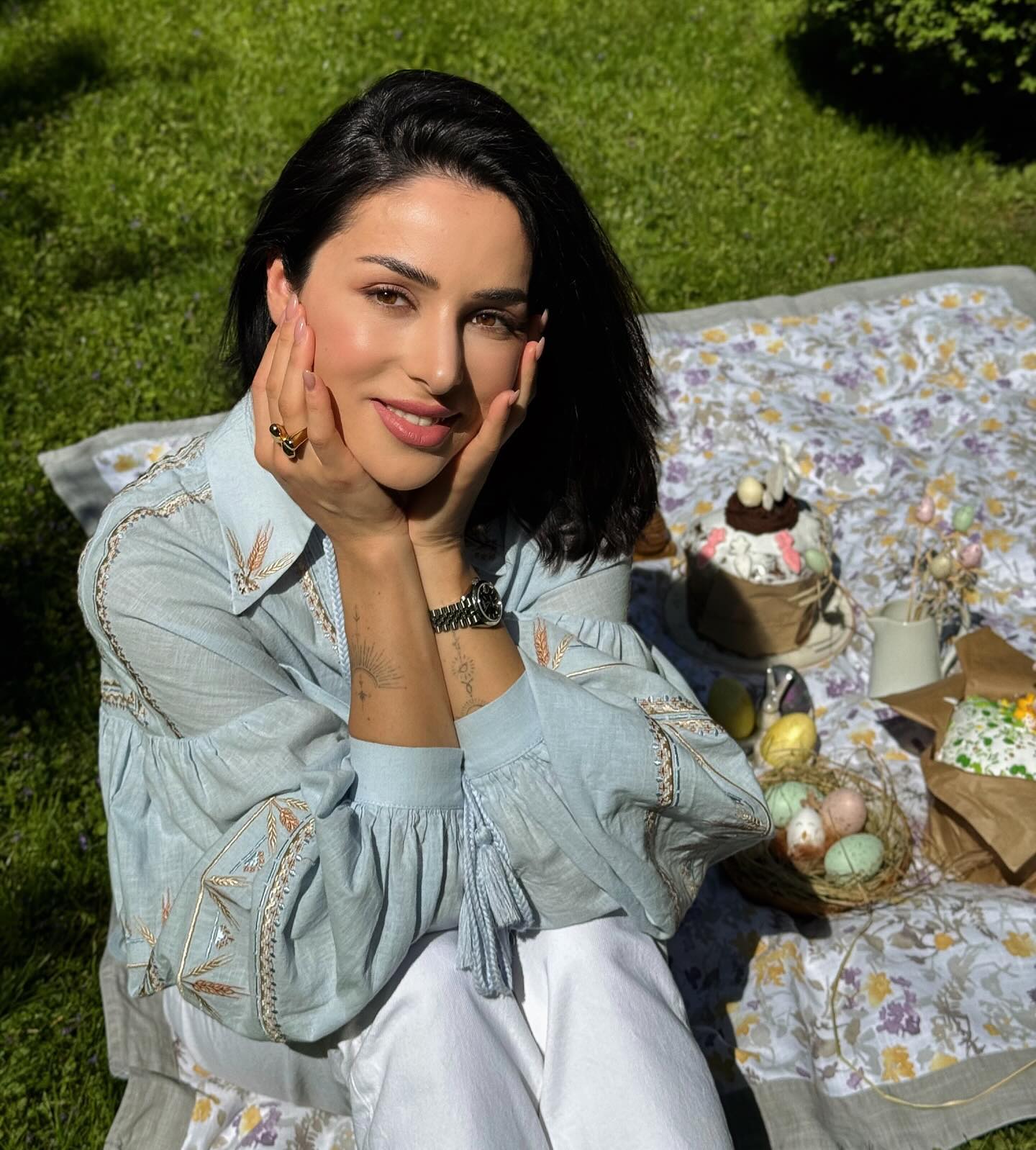 Вышиванки и не только. В каких нарядах украинские знаменитости встречают Пасху (фото)