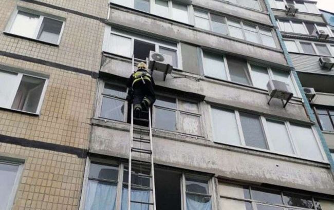 У Дніпрі хлопчик невдало "пожартував" над мамою: викликали рятувальників (фото)