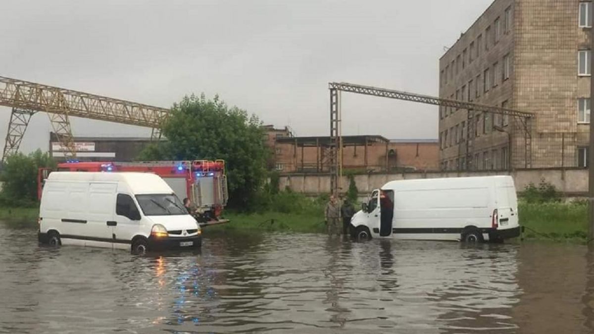 Ливень в Мариуполе затопил город – фото и видео | Стайлер