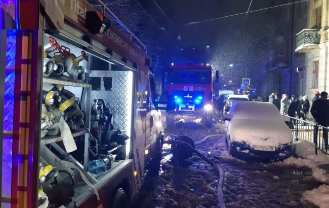 Вибух газу в житловому будинку Львова: з'явилося відео з місця події