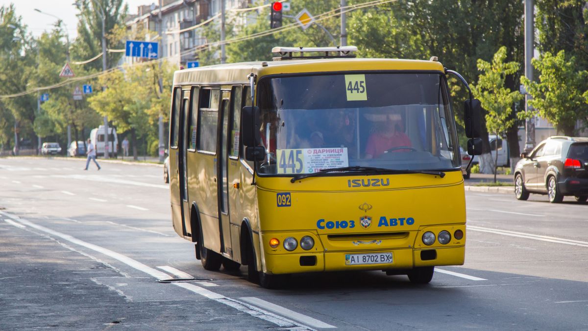 Маршрутка в Киеве могла отобрать жизнь у женщины - фото | Стайлер