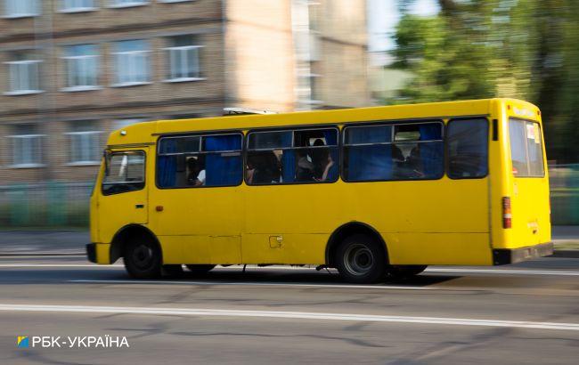 У Києві помітили маршрутку -"монстра": страшно їздити (відео)