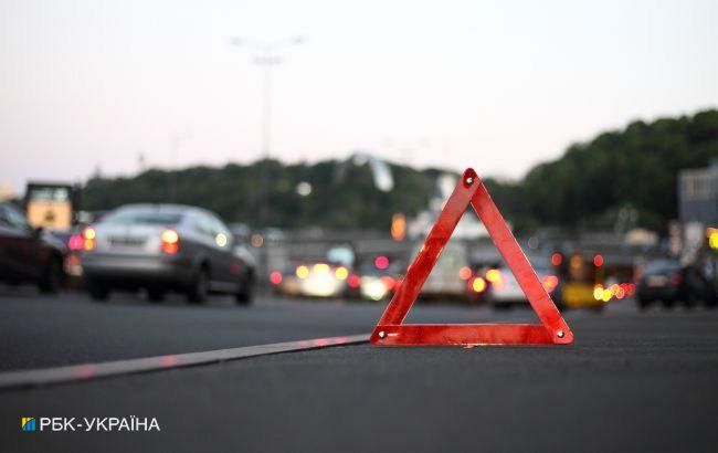 Під Львовом сталася ДТП з постраждалими за участю автомобіля поліції