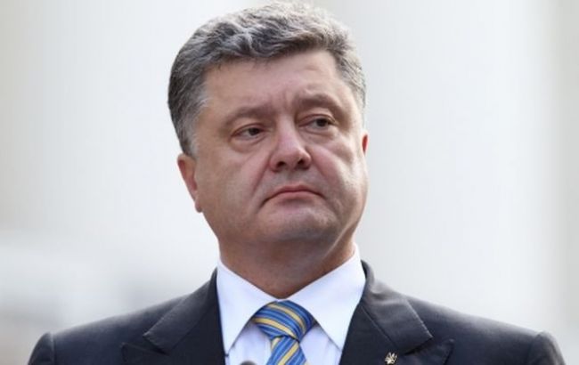 Порошенко запропонував Кабміну створити меморіал Героїв Небесної сотні