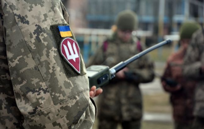 В Україні почали використовувати технологію для розпізнавання облич російських окупантів, - Reuters