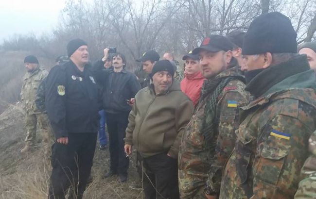 Учасники блокади заявляють про стрілянину на одному з редутів в Донецькій області