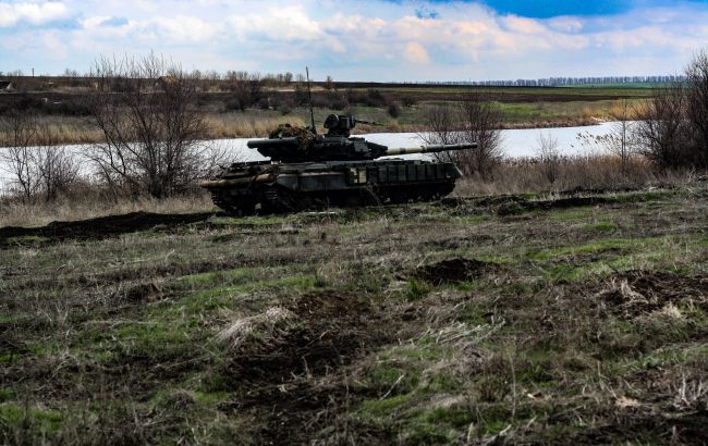 Знищили умовного противника: українські танкісти провели навчання на Донбасі