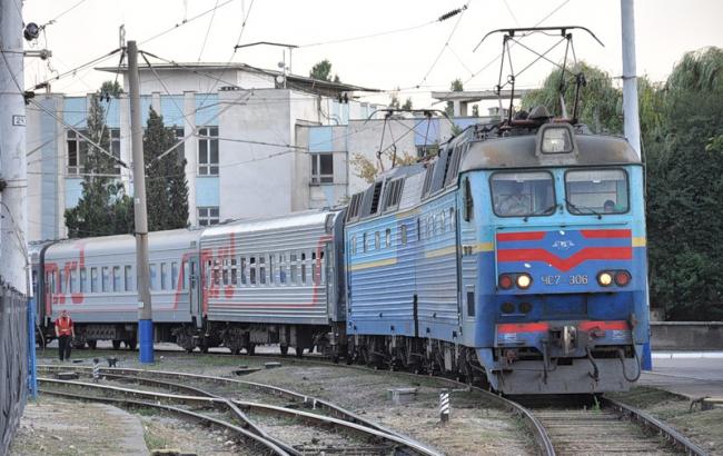 В Запорожской области поезд насмерть сбил мужчину