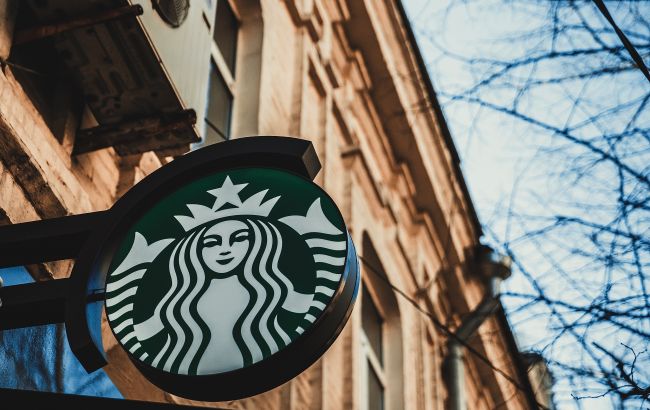 Крупнейшая в мире сеть кофеен Starbucks прекращает работу в России