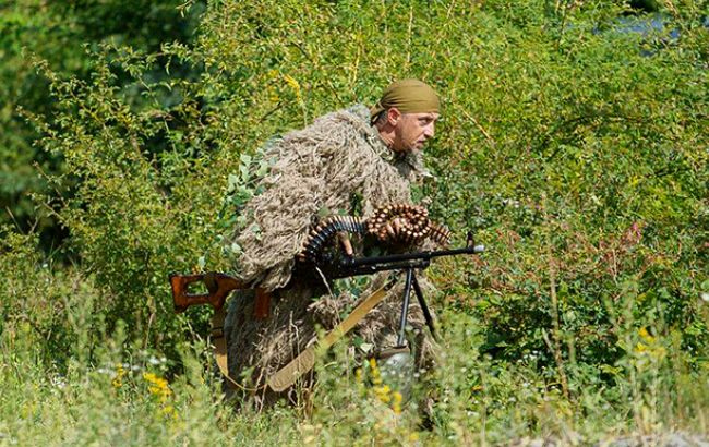 За сутки боевики на Донбассе 22 раза нарушили режим перемирия, - штаб АТО