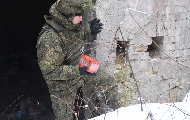 Залізничники затримали російського диверсанта: був перевдягнений у цивільне та "шукав церкву"