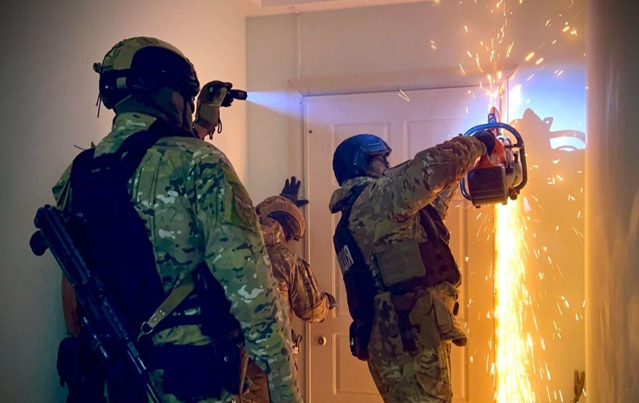 Fireworks Ban in Ukraine Leads to Special Police Forces Breaking Into Apartment