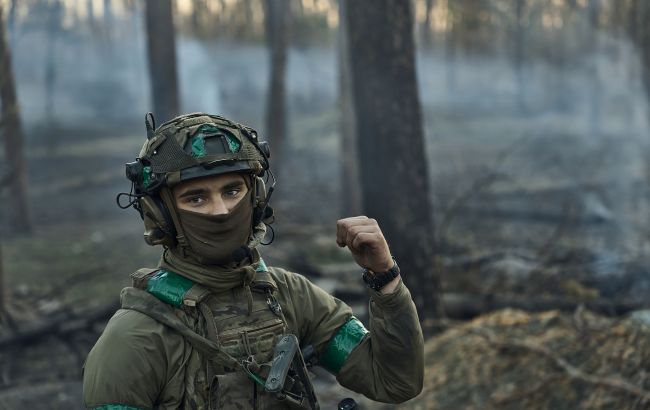 У Серебрянському лісі прикордонники знищили склад та укриття окупантів (відео)