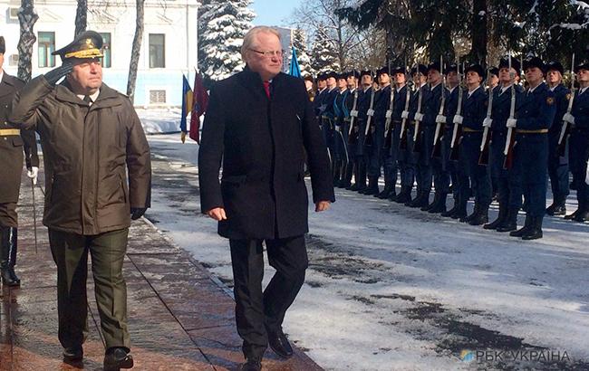 Швеція готова взяти участь у миротворчій місії на Донбасі