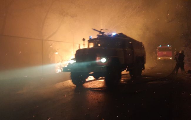 У Зеленського відреагували на пожежі в Луганській області