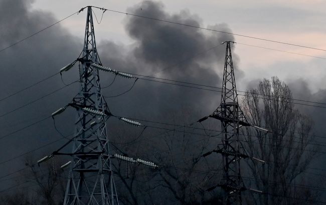 Российские войска обстреливают Херсон, в городе прогремели взрывы