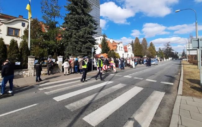 Украинец в Кракове поджег себя возле здания консульства