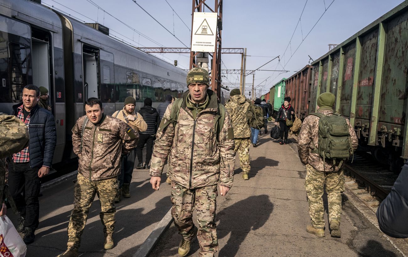 Пенсии для семей военных - кто может получить и как оформить | РБК Украина