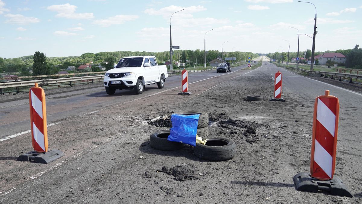 Мосты в Чонгаре возле Крыма атаковали ВСУ - появилось видео после прилета |  РБК Украина