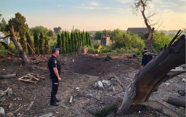 В Киевской области из-за ночной атаки повреждены дома, есть пострадавшие