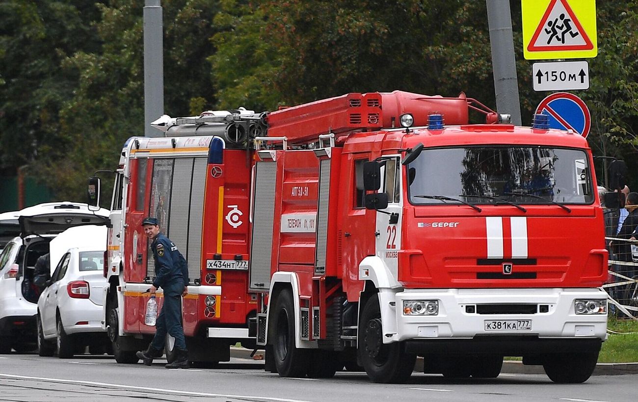 Explosions and Fire in Kursk: Reports of Drone Attacks and Unknown Cause of Powerful Fire