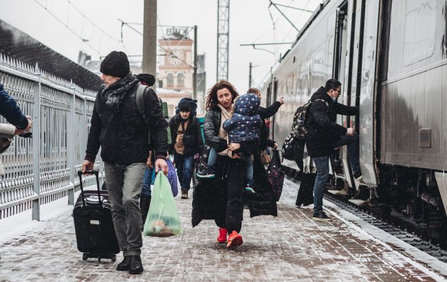 Рынок труда и школы. К чему приведут миграционные потери в Украине