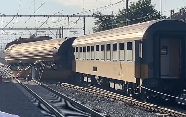 Зіткнення потягів у Чехії: МЗС України повідомило про двох загиблих українок