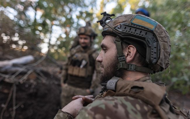 Окупанти за добу скинули майже сотню КАБів: що відбувається на передовій