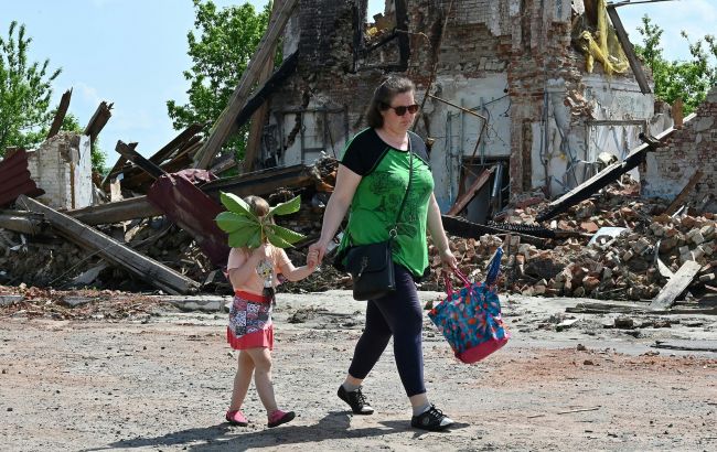 Скинули 12 КАБів. Росіяни атакували Куп'янськ, є постраждалі