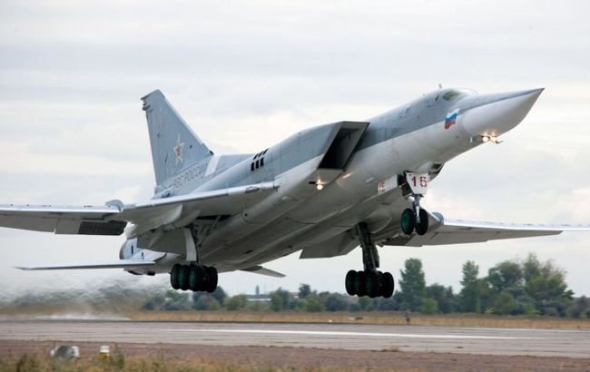 В России взлетели бомбардировщики Ту-22 и Ту-95, - Воздушные силы