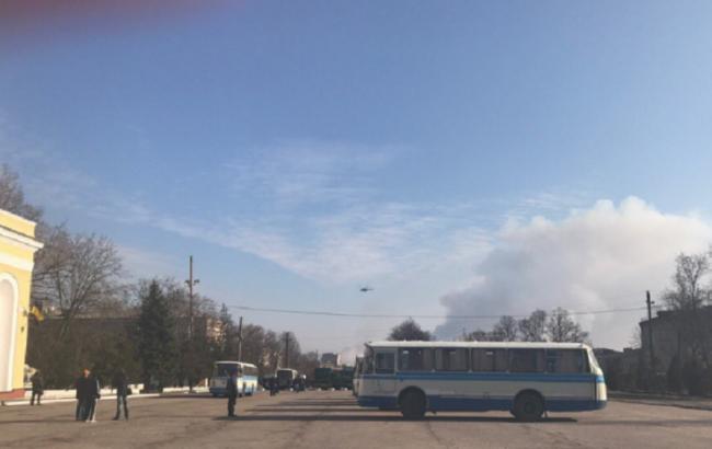 На складах в Балаклії продовжуються вибухи різної інтенсивності, - ДСНС