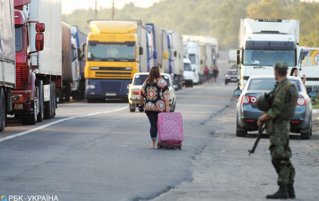 НБУ оцінив втрати експортерів та імпортерів від блокади польського кордону
