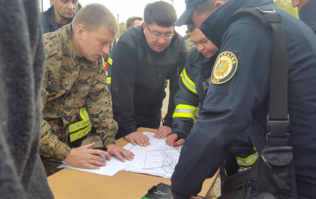 Пожар на складе ВСУ в Донецкой области: ГСЧС проведет разминирование