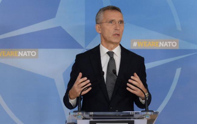 Столтенберг: країни НАТО готові підтримувати Україну в разі відкритого нападу РФ
