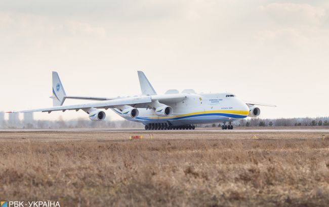 З'явилися нові фото знищеної окупантом "Мрии" Ан-225 під Гостомелем