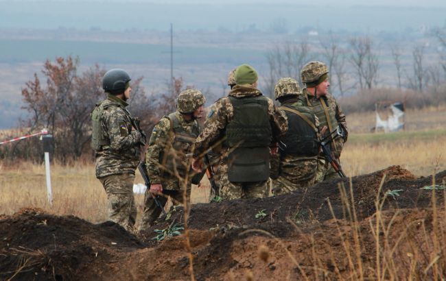 На Донбассе боевики трижды нарушали перемирие, военные стреляли в ответ