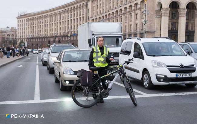 Киев остановился. Украина чтит память героев в День защитников и защитниц