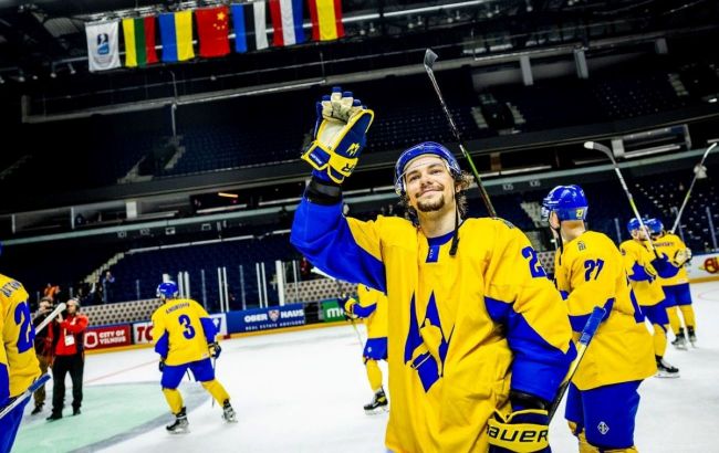 Спустя 7 лет. Хоккейная сборная Украины с победой над Литвой вернулась во второй дивизион