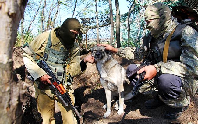 В зоні АТО за минулу добу загинуло двоє українських військових, - штаб