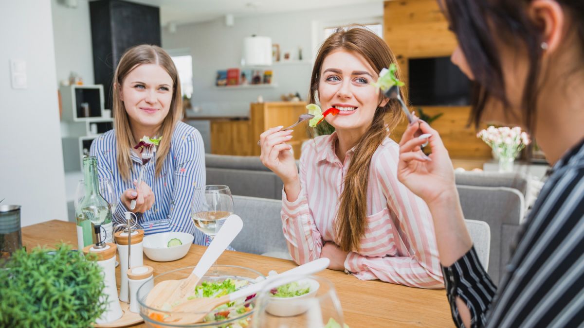 Почему нельзя говорить слово “кушать” | Хакнем | Дзен