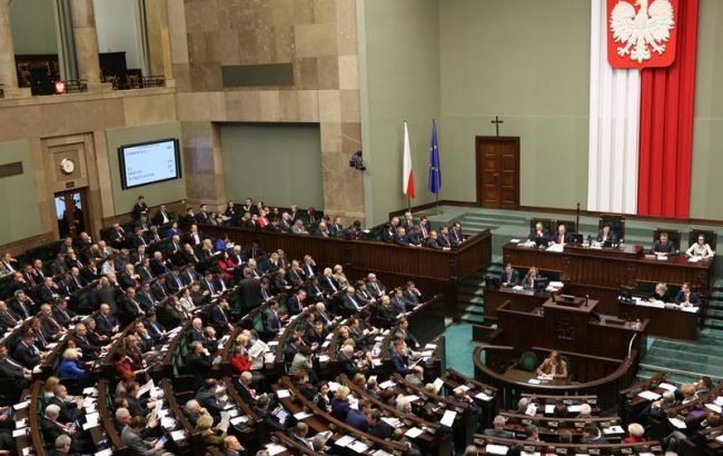 У Польщі завтра пройдуть парламентські вибори