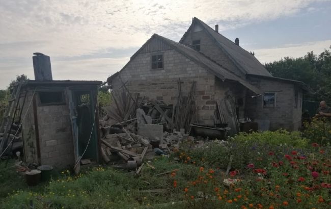 В ході обстрілу Новоселівки на Донбасі поранений військовий