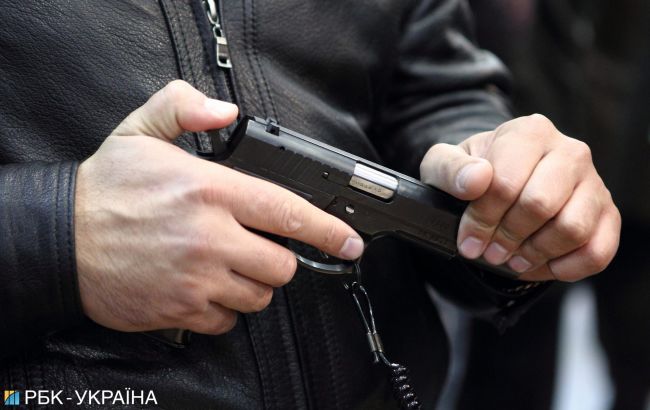 "Тільки для захисту житла": МВС проти носіння зброї громадянами
