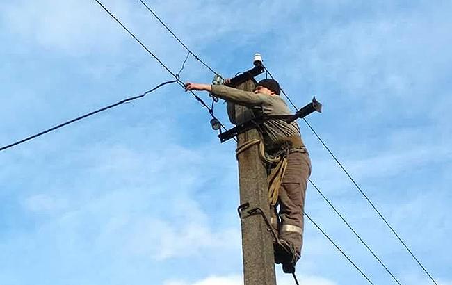 В Україні через негоду залишаються знеструмленими більше 110 населених пунктів