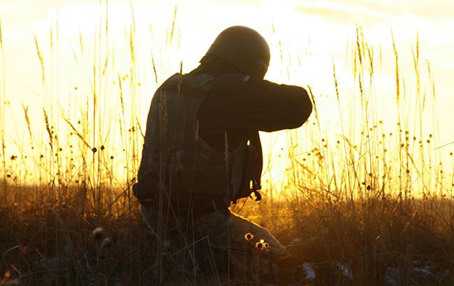 В зоне АТО за сутки погиб один украинский военный, 5 травмированы, - штаб